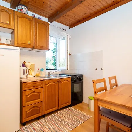 شقة With Parking Space Kampor, Rab - 5014 *