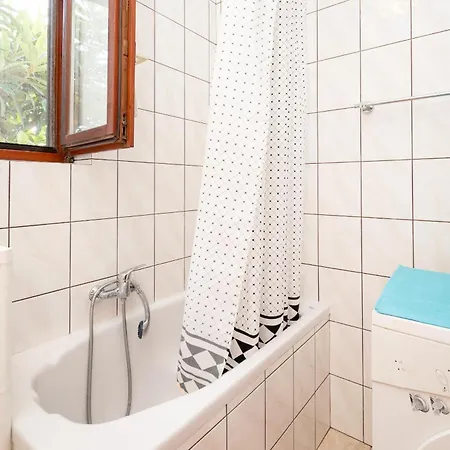 With Parking Space Kampor, Rab - 5014 アパート Kampor